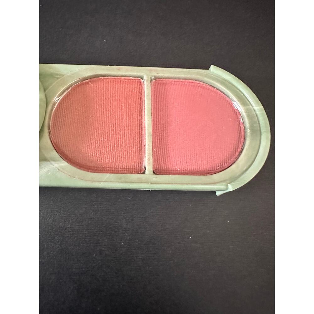 NOS VTG Clinique Young Face Powder Blush .2 oz New Clover/Fig
